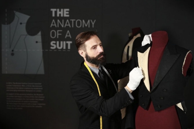 \"Анатомия костюма\" в Музее Лондона