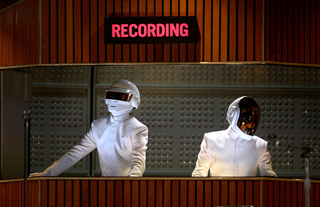 В Сеть выложен совместный трек Daft Punk и Jay-Z