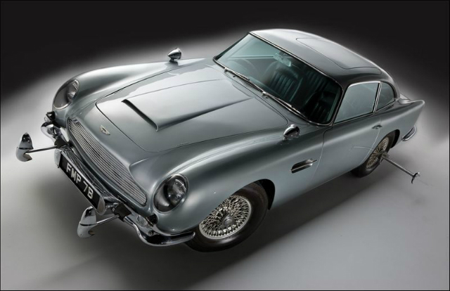 Aston Martin Джеймса Бонда выставлен на продажу
