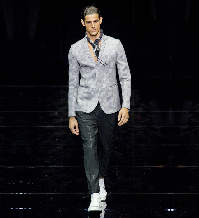 Неделя мужской моды в Милане: Emporio Armani, весна-лето 2015