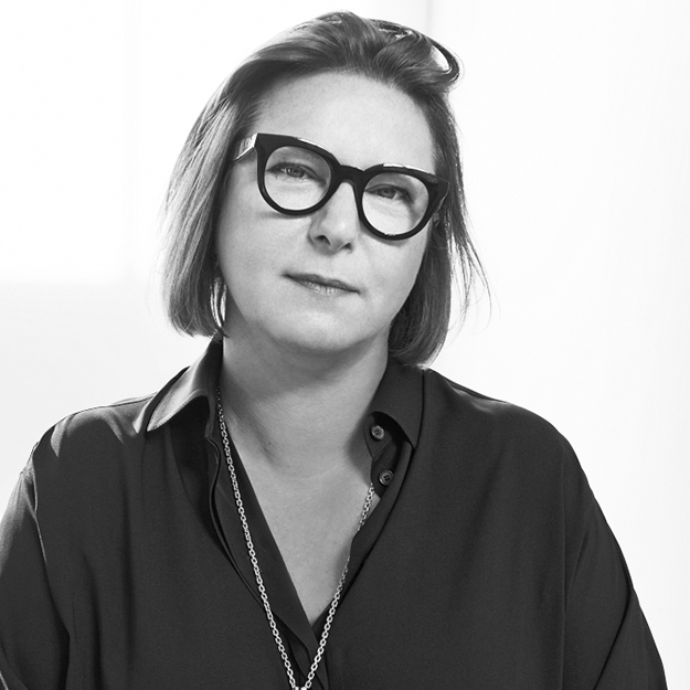 СЕО Loewe назначена заместитель исполнительного директора Céline