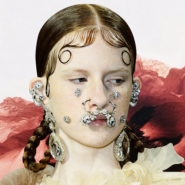 Самые яркие аксессуары недели моды в Париже