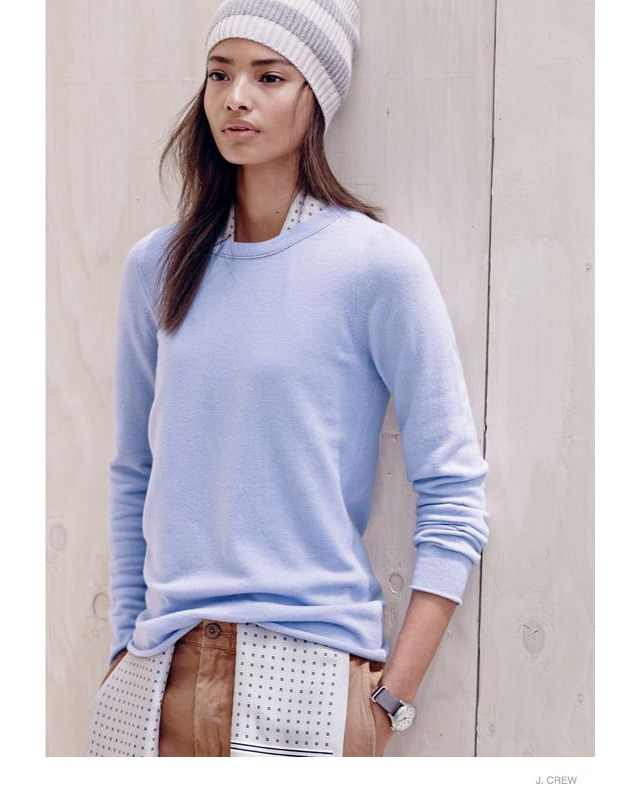 Малаика Ферт в новом лукбуке свитеров J.Crew