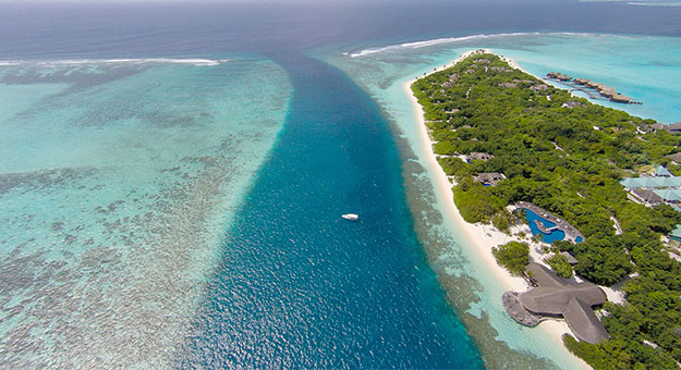 Остров, где живут только туристы, — Донакули, Мальдивы