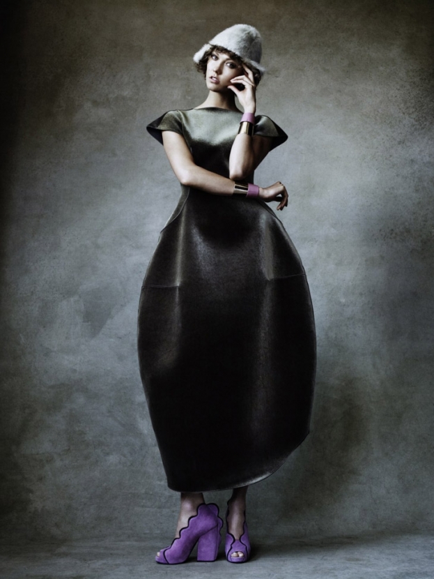 Карли Клосс в объективе Виктора Демаршелье