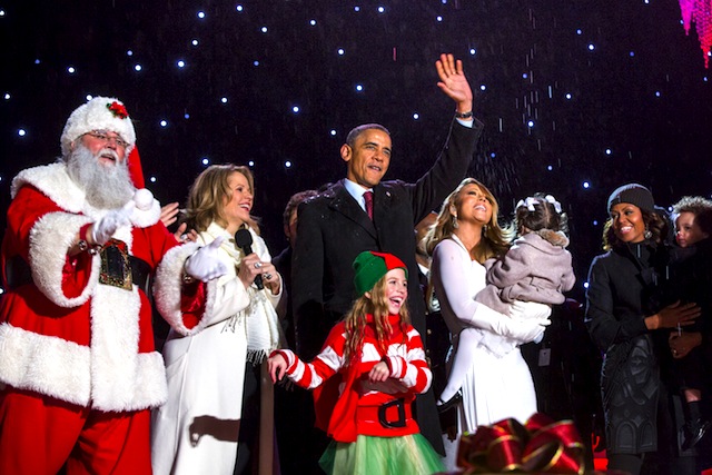 Барак Обама зажег огни на рождественской елке