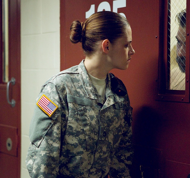 Кристен Стюарт в трейлере драмы \"Лагерь \"X-Ray\"