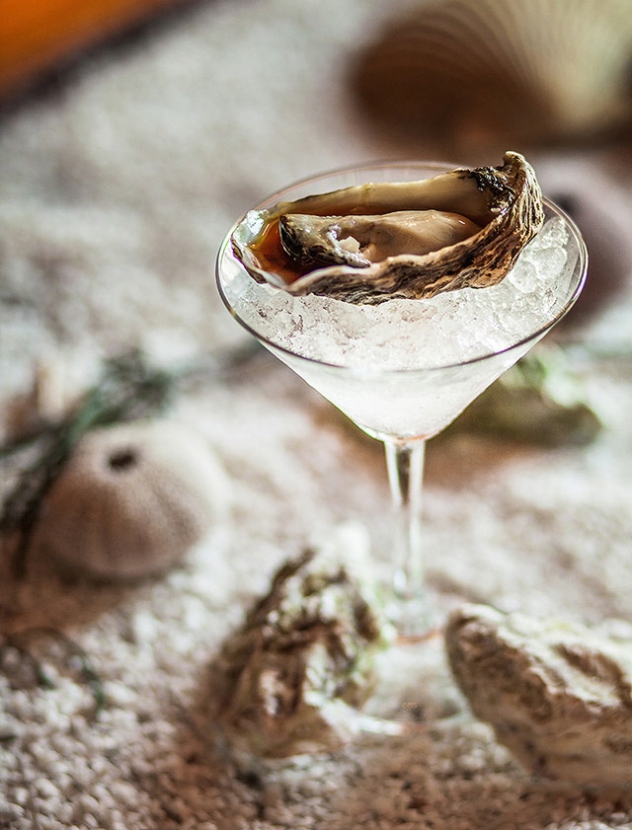 Выход есть: Xander Bar в Four Seasons Санкт-Петербурга запустил устричное меню