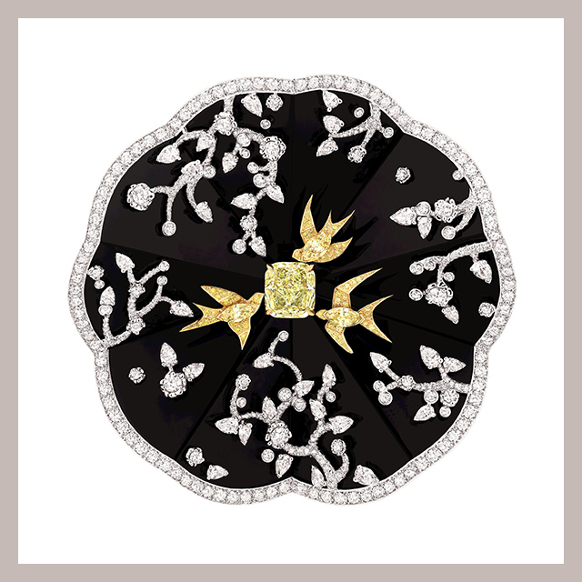 Chanel покажут в Москве коллекцию Jardin de Camélias