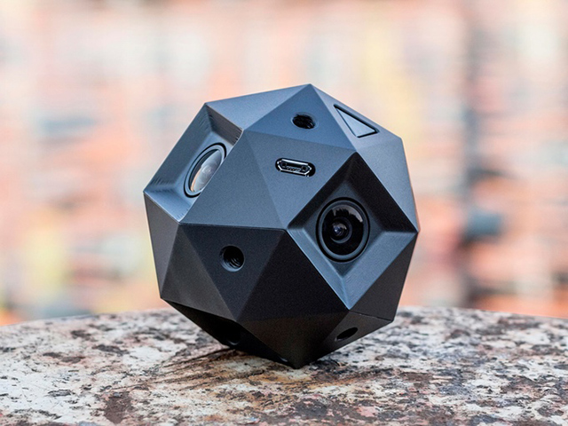 Камера Sphericam 2 с записью видео в 360 градусов