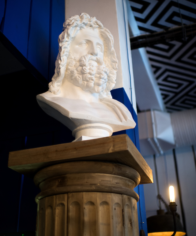 Приди и возьми: новый ресторан Molon Lave на Большой Грузинской