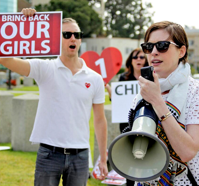 #BringBackOurGirls: знаменитости поддержали похищенных в Нигерии школьниц