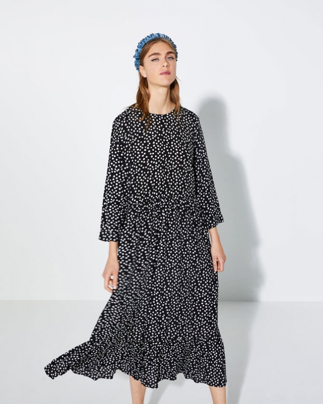 Zara выпустила новую версию платья-мема в горох