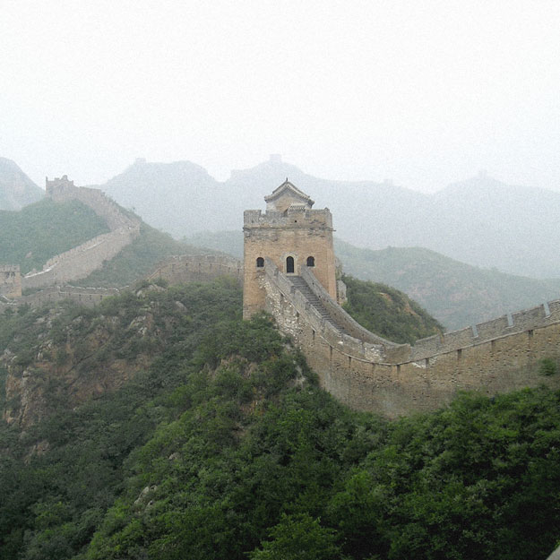 Airbnb отказалась от конкурса с жильем на Великой китайской стене