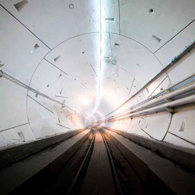 Как выглядит открывшийся тоннель Илона Маска