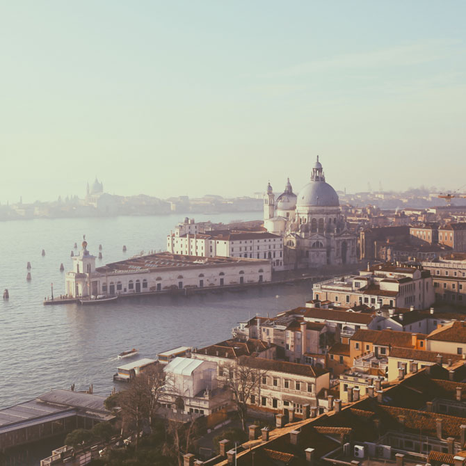 Венеция с осени вводит налог на въезд для туристов