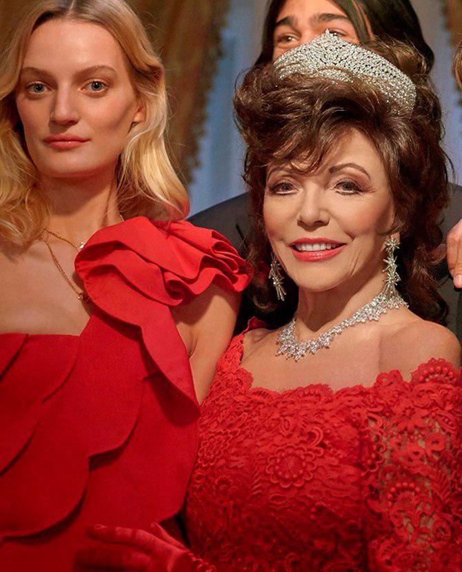 Джоан Коллинз снялась в рождественской кампании Valentino