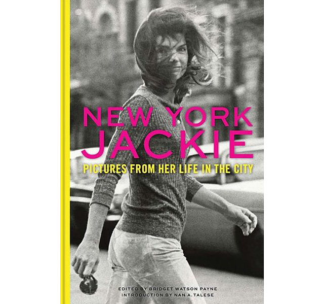 Книга с фотографиями Жаклин Кеннеди