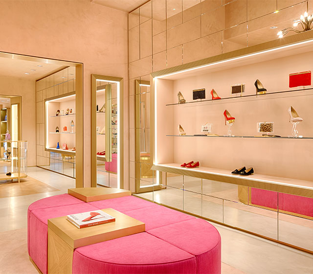 В Москве открылся бутик Charlotte Olympia