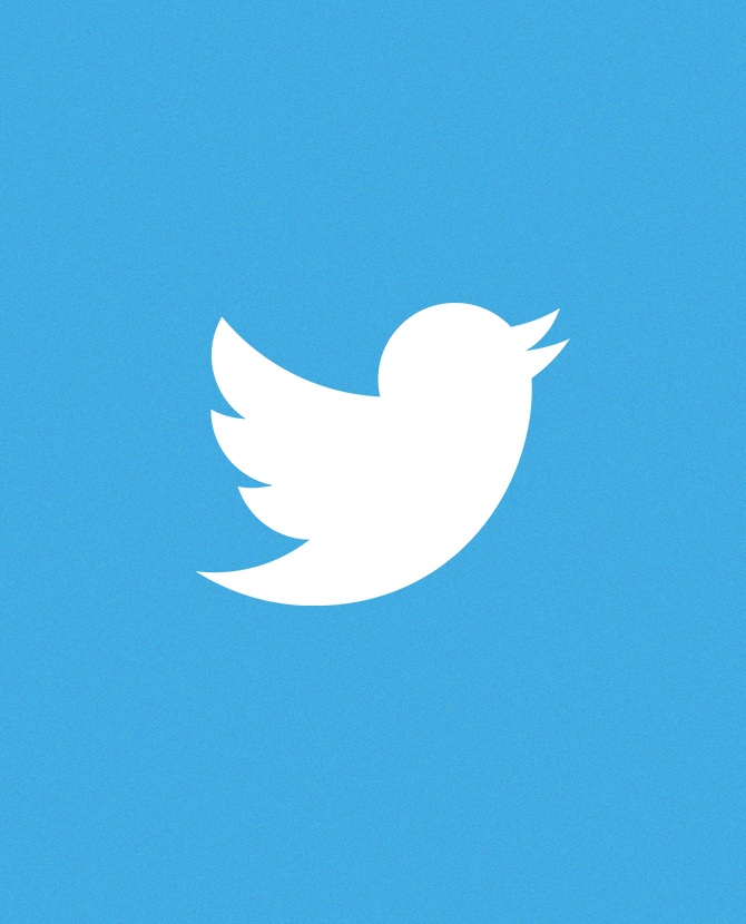 Пользователи Twitter теперь могут добавлять в ретвиты фото, видео и гифки