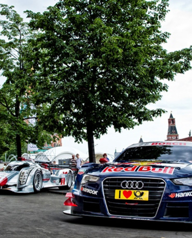 Выставка Audi Motorsport в ГУМе