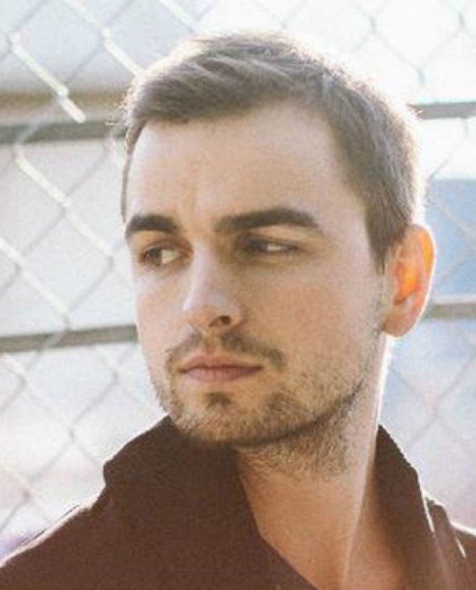 Cyril Hahn записал микс для Vogue