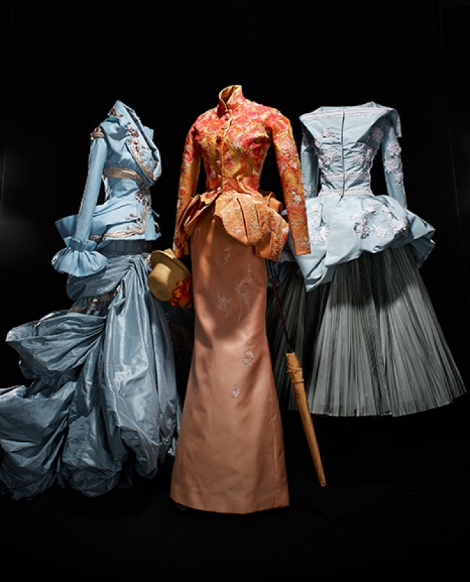 Под сенью девушек в цвету: выставка Dior Impressions