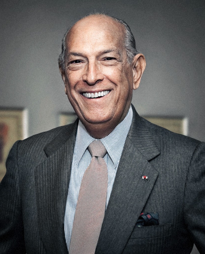 Оскар де ла Рента вернет Гальяно в мир моды