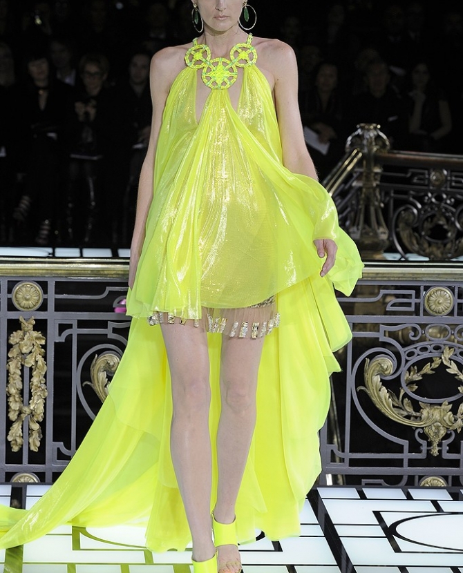 Неделя высокой моды в Париже: Atelier Versace