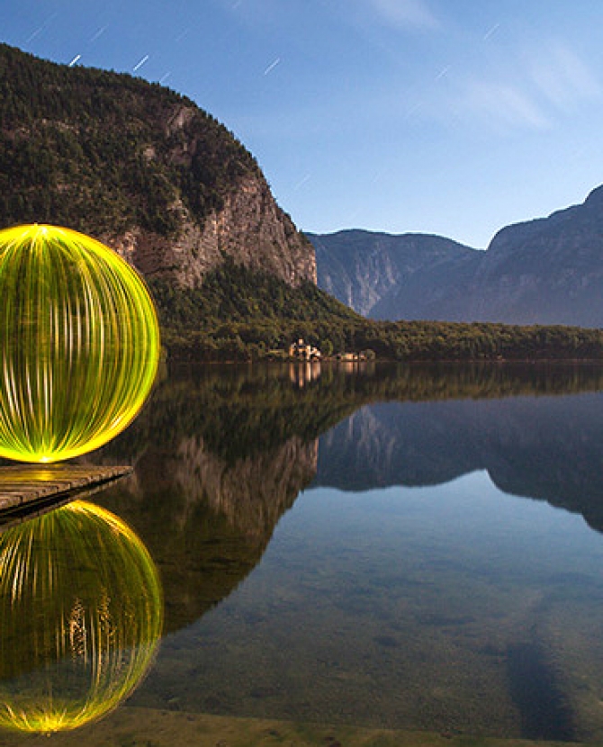 \"Световые шары\" Дениса Смита