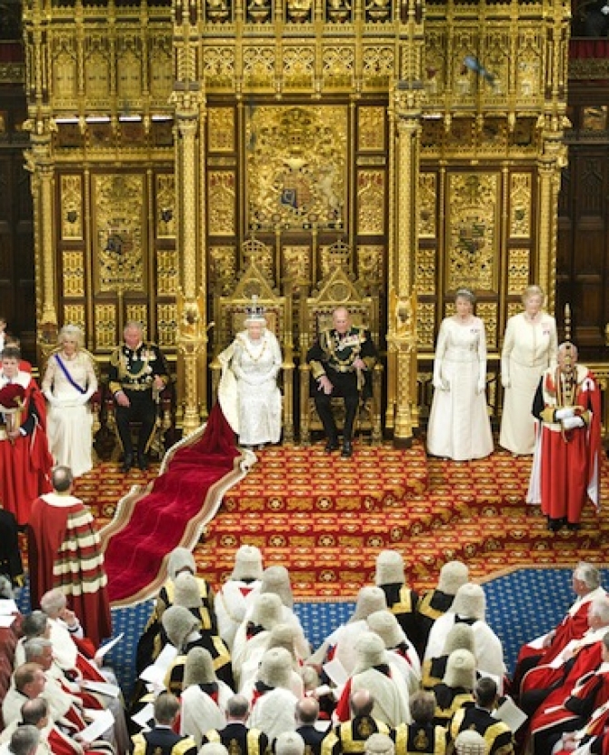 Тронная речь Елизаветы II перед парламентом