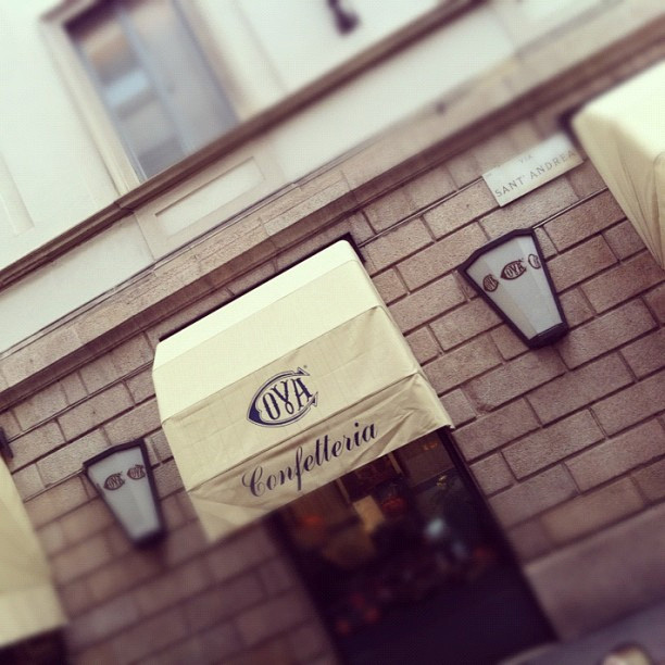 LVMH приобрел знаменитую миланскую кофейню