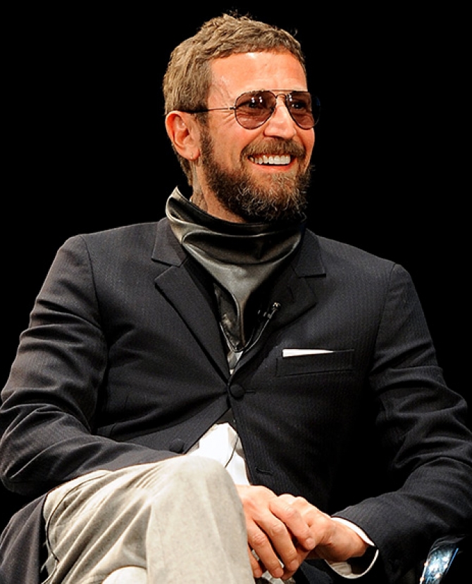 Подробности дебюта Стефано Пилати в Ermenegildo Zegna