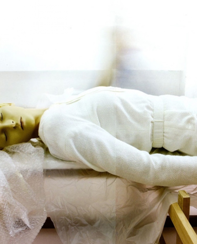 Тренд: браслеты на обе руки