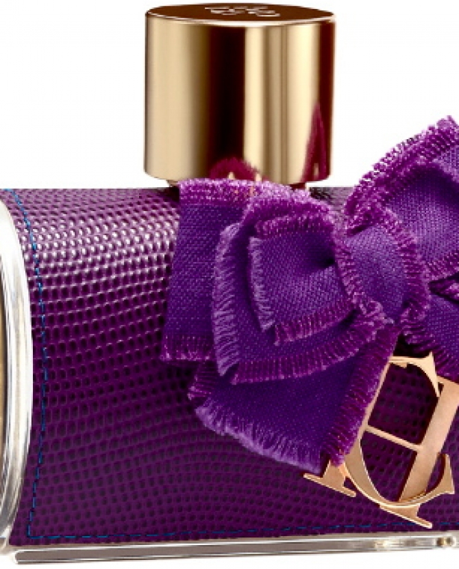 Новый аромат Carolina Herrera