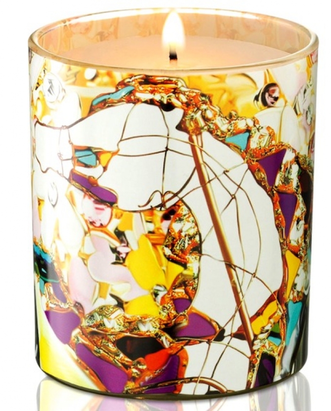 Мэри Катранзу сделала свечи для марки Rodial