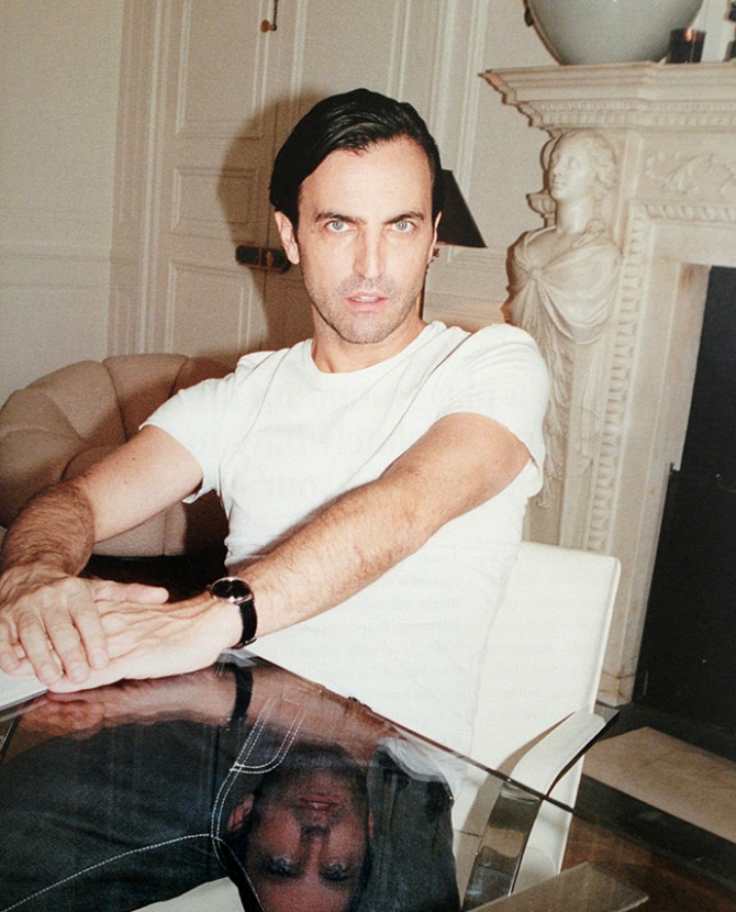 В Louis Vuitton опровергли новость о назначении Гескьера