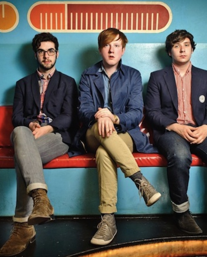 Two Door Cinema Club в Москве