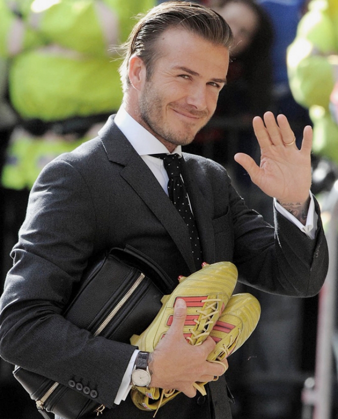 Дэвид Бекхэм завершает карьеру футболиста