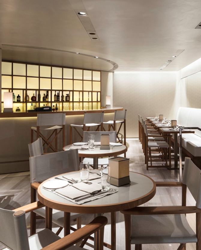 Первое в мире Armani/Caffe открылось в Каннах