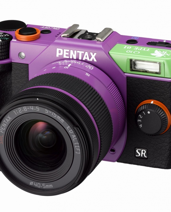 Обновленная камера Pentax Q10