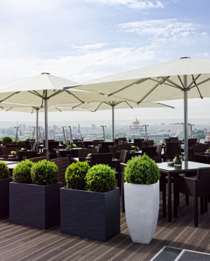 Топ-10 летних террас Москвы