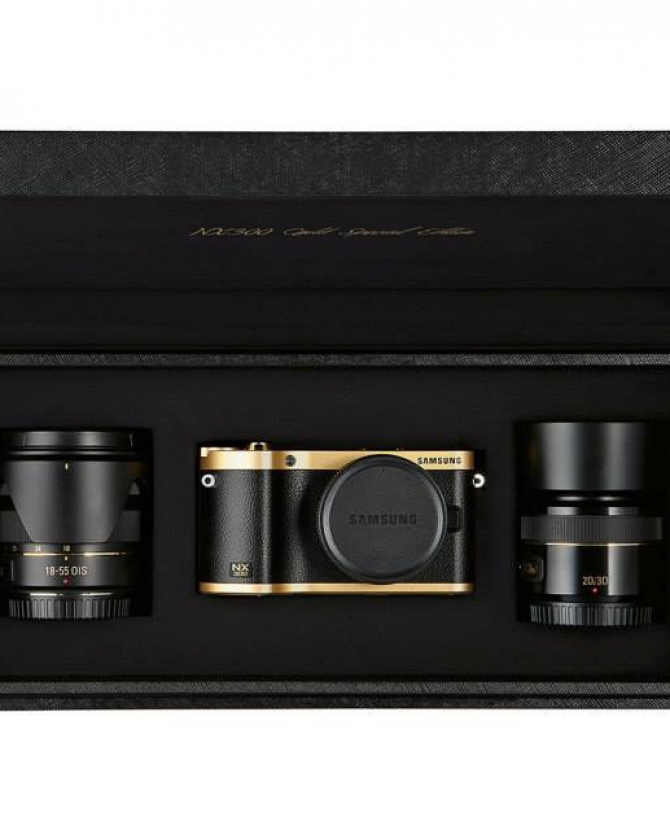 Золотой фотоаппарат Samsung Gold Plated NX300