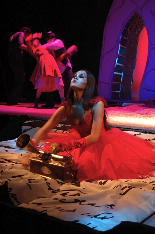 \"Коррида\" в театре Луны