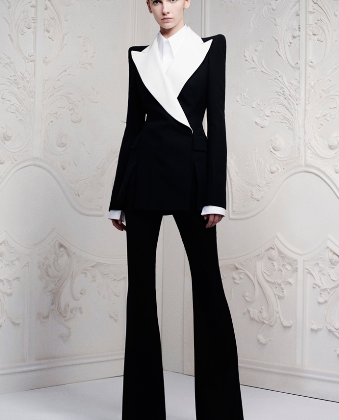 Коллекция: Alexander McQueen Resort 2013
