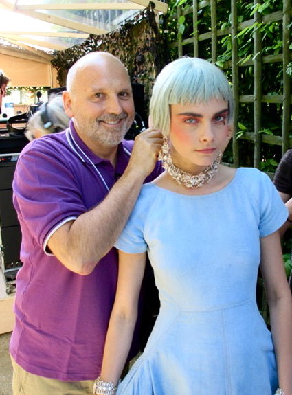 Мария Антуанетта на показе Chanel 