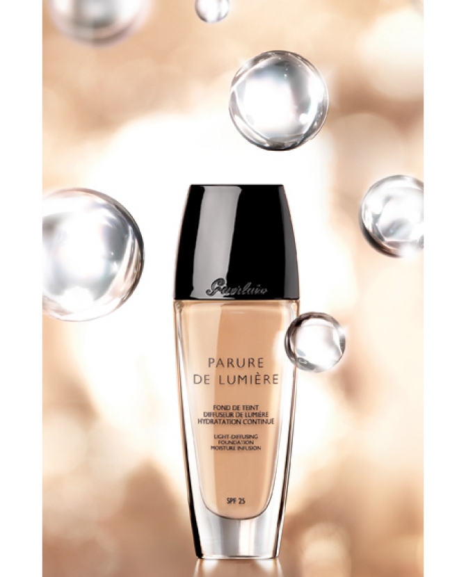 Сияющий тон для лица от Guerlain