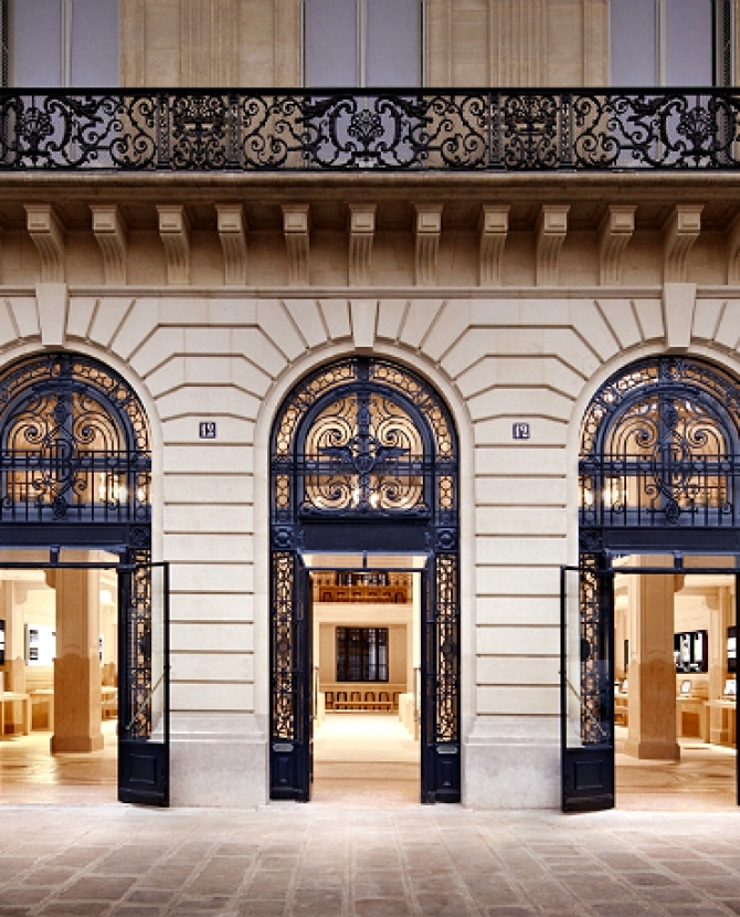 Парижский салон Apple ограблен на 1 млн евро