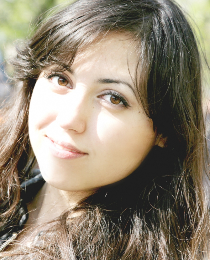 Милана Халилова, Москва