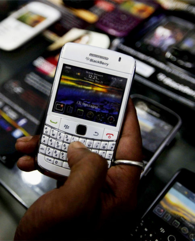 Почему владельцы Blackberry остались без интернета? 